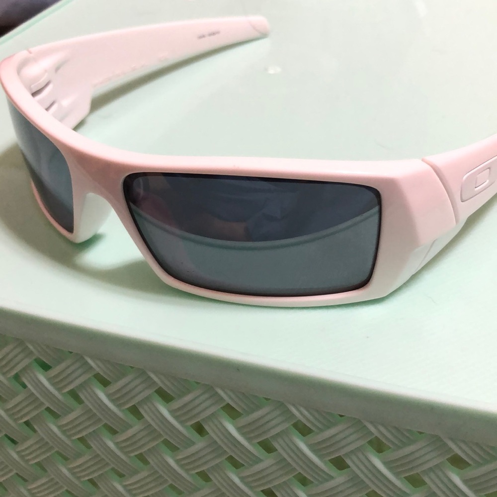 Men’s Oakley Sunglasses